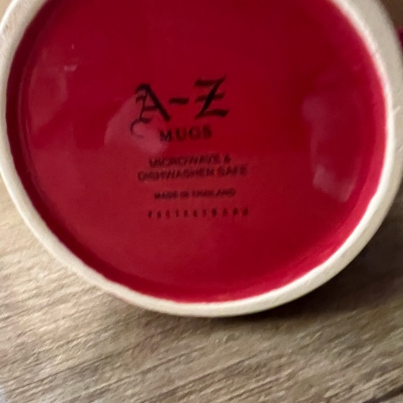 Pottery Barn “B” initial mug. Like new condition - Picture 2 of 2